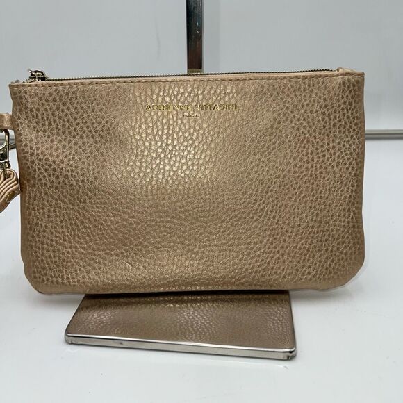 Adrienne Vittadini Charging Zip Around Wristlet - Picture 1 of 10